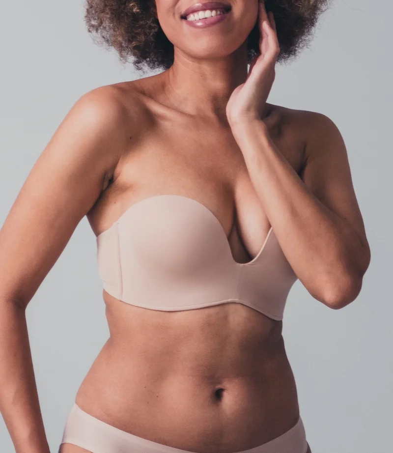 Woman consulting with Dr. Luckey about breast lift surgery in Franklin, TN
